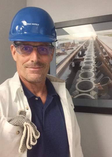 AISC certification consultant assisting steel fabricator with audit readiness and safety compliance during onsite inspection.